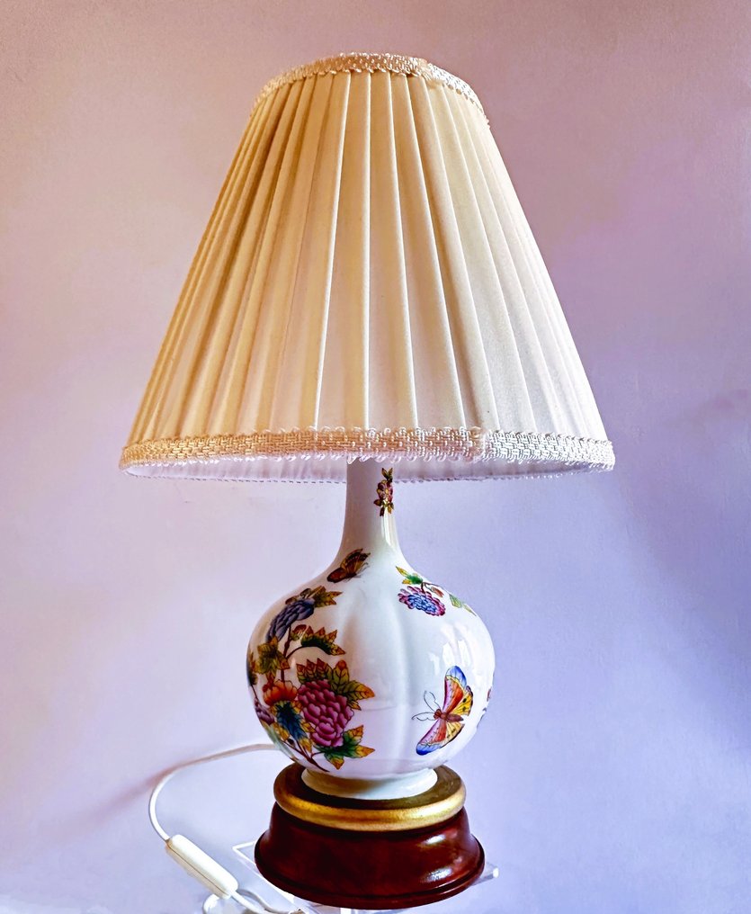 Herend - Tischlampe - Hergestellt nach dem Muster von Königin Victoria. - Porzellan #2.1