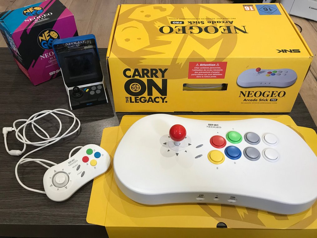 SNK - Neo geo mini pal 40th anniversary with pad and stick arcade - 電動遊戲 - 帶原裝盒 #1.1