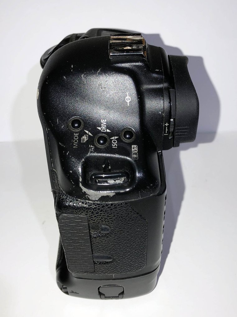 Canon EOS 1D Markii N Digikamera #3.2