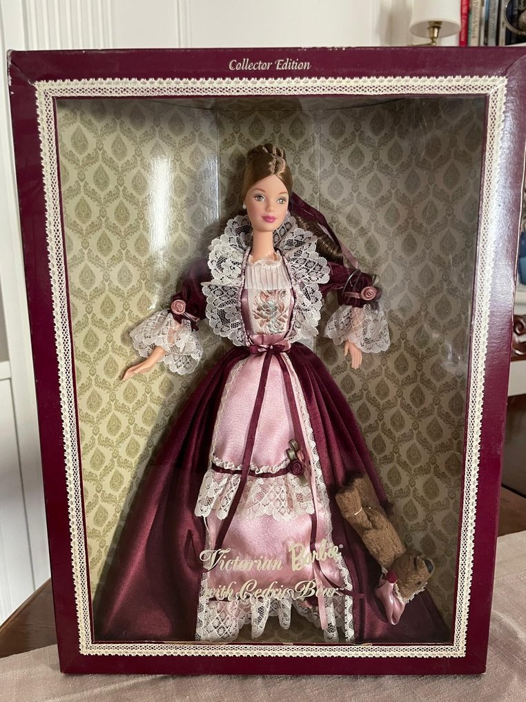 Mattel  - Bambola Barbie Victorian Barbie with Cedric Bear Collector Edition - 1990-2000 - Canada #1.1