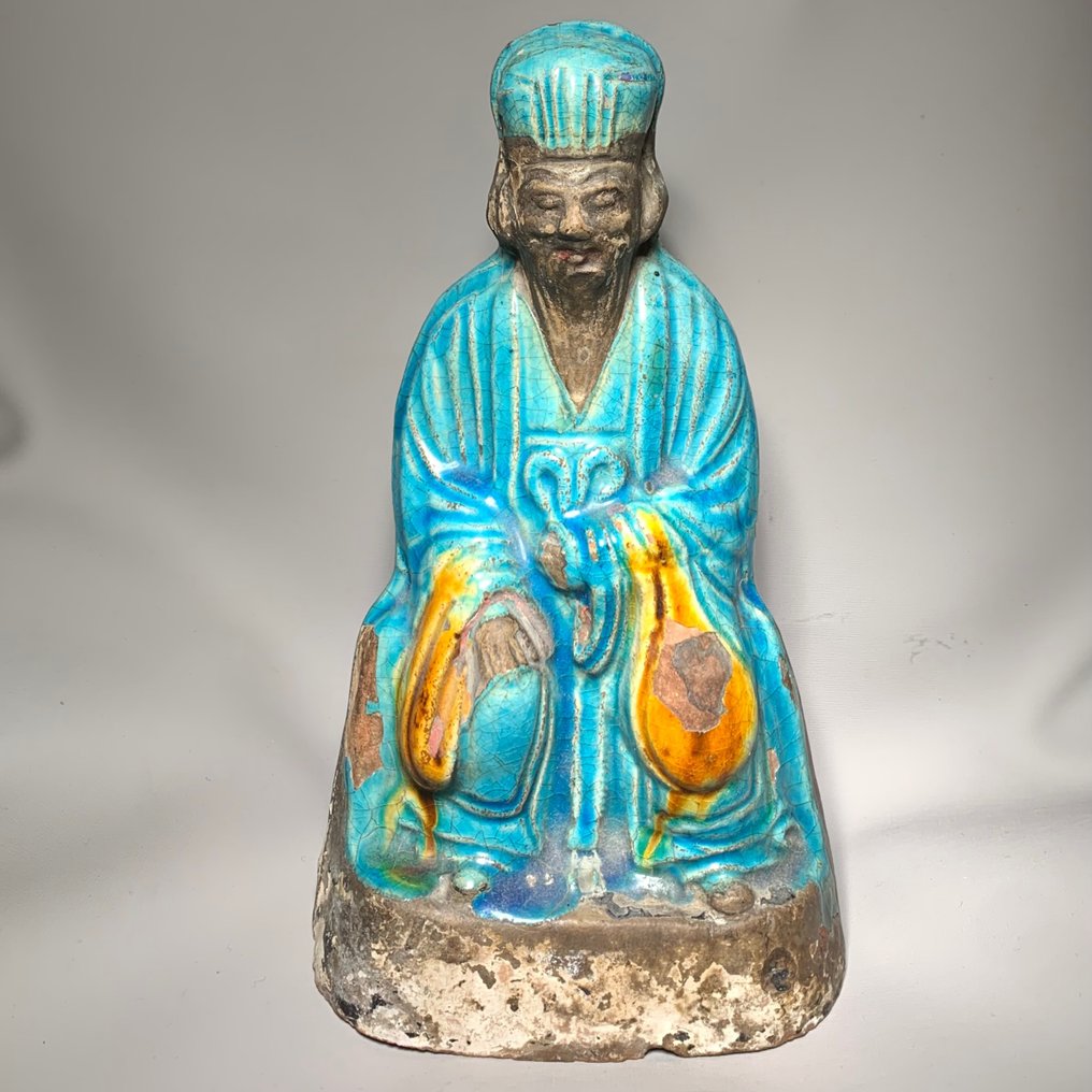 Rzeźba przedstawiająca siedzącego dostojnika taoistycznego - Kamionka, Porcelana - Chiny - Ming Dynasty (1368-1644) #1.1