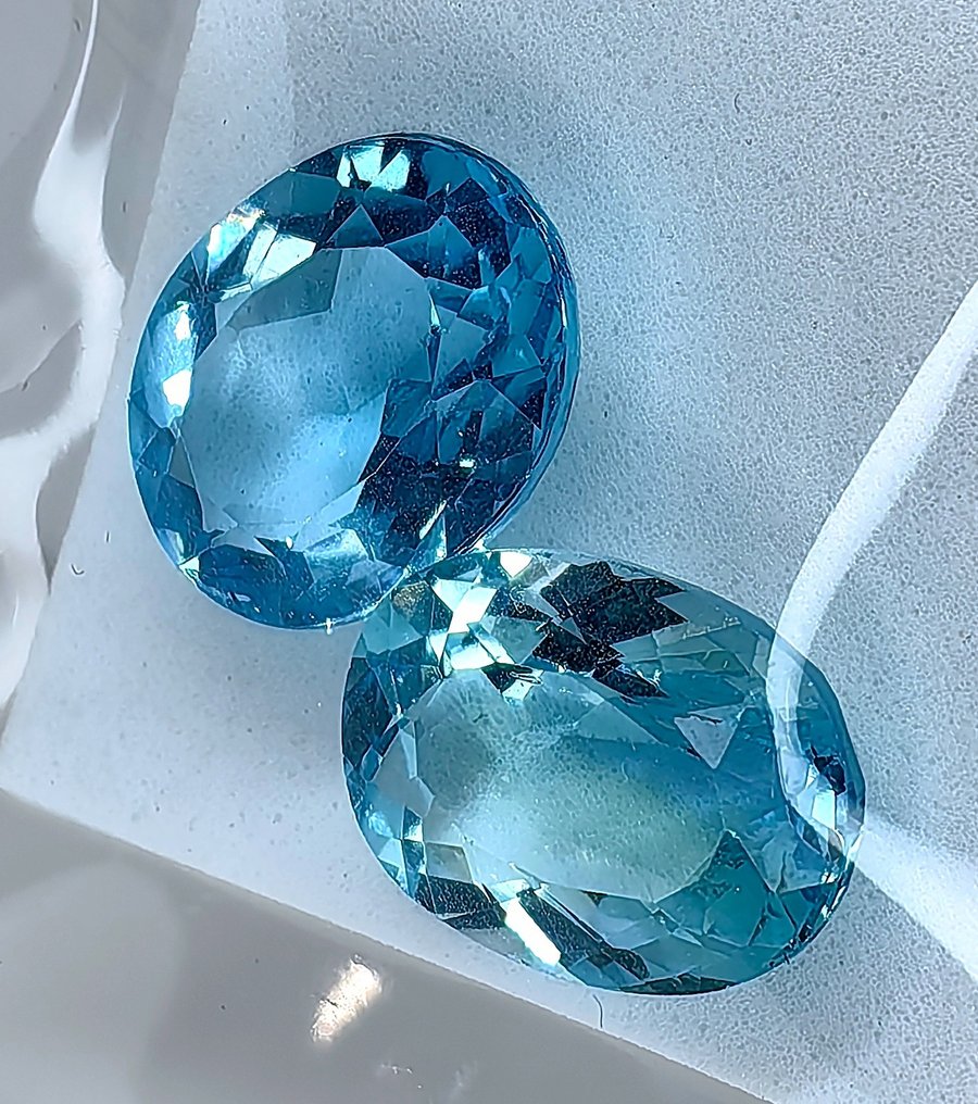 2 pcs  Topacio  - 27.74 ct - Instituto Gemólogico Español (IGE) #1.0