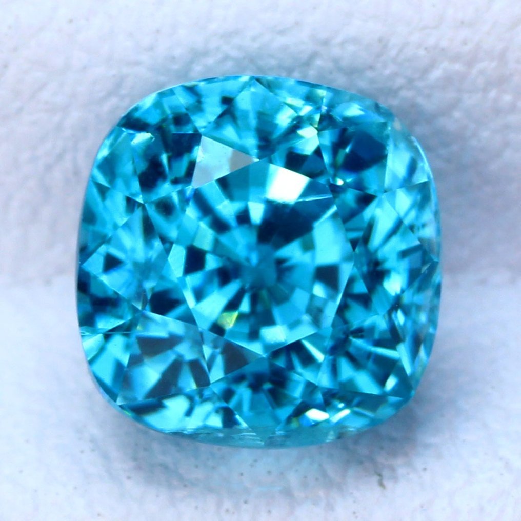 蓝色 锆石  - 3.30 ct - 国际宝石研究院（IGI） #1.1