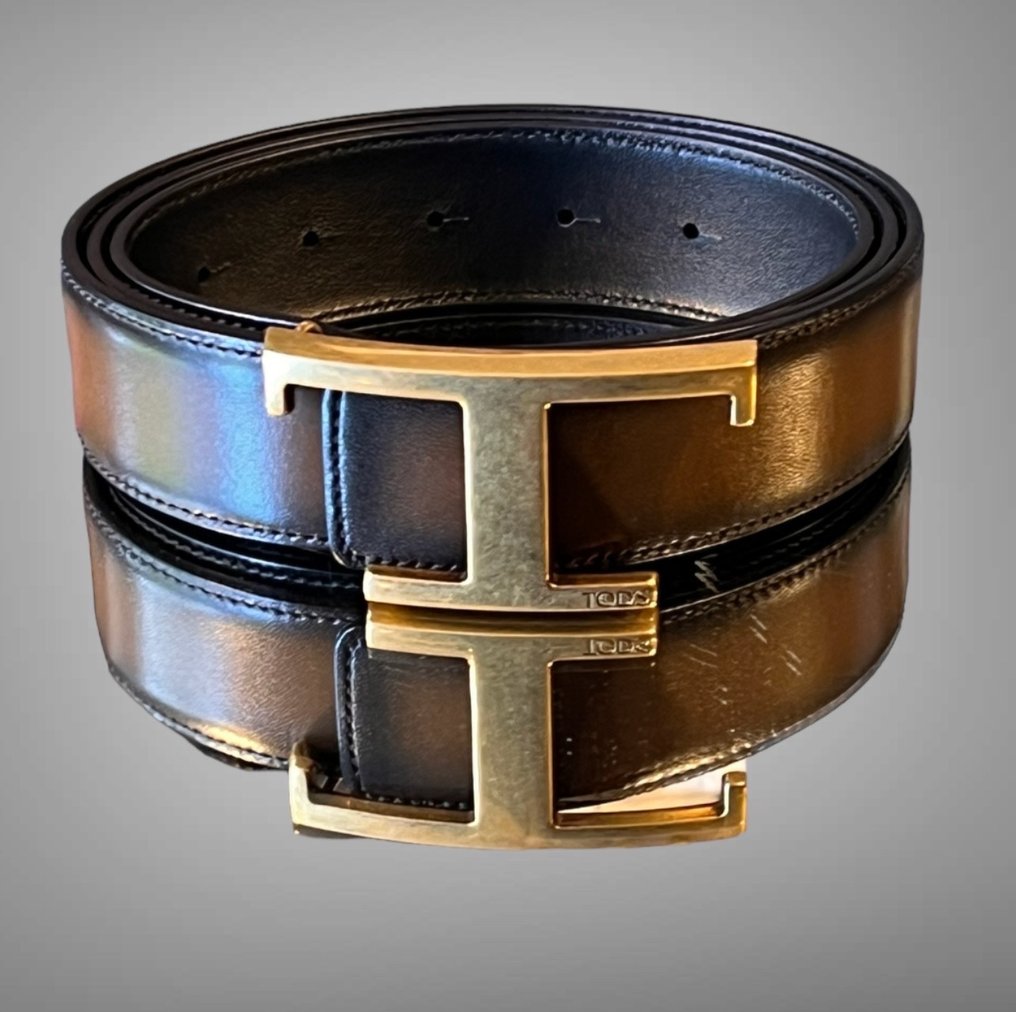 Tod's - Tod’s T Timeless Reversible Belt in Leather new collection - Ζώνη #1.1