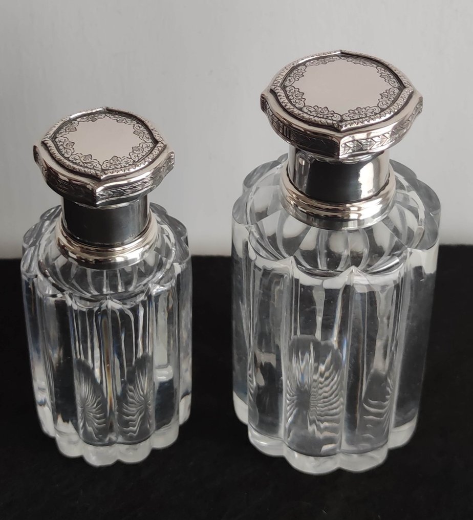 Perfume flask (2) - Crystal #1.1