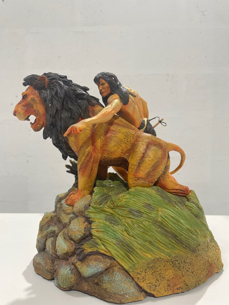 Statuetă - Tarzan and the Golden Lion statue by ReelArt Studios JC - Sculpted by Shawn Nagle - Răşină #1.2