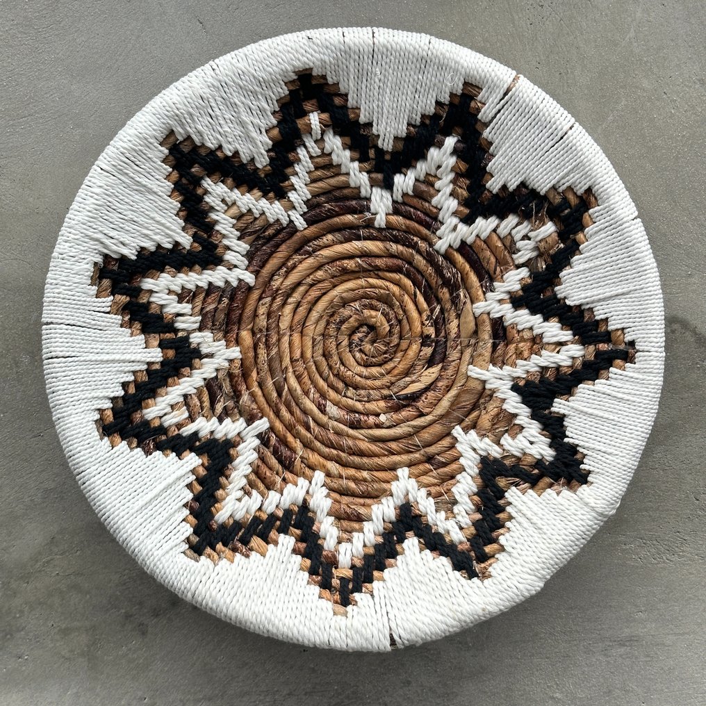 Decoratief ornament NO RESERVE PRICE Set of 3 exquisite woven wall