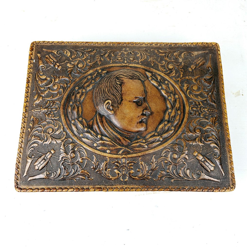 Exceptional leather-covered jewelry box Approx. 1940 - Guarda-joias - Madeira, Pele #1.2