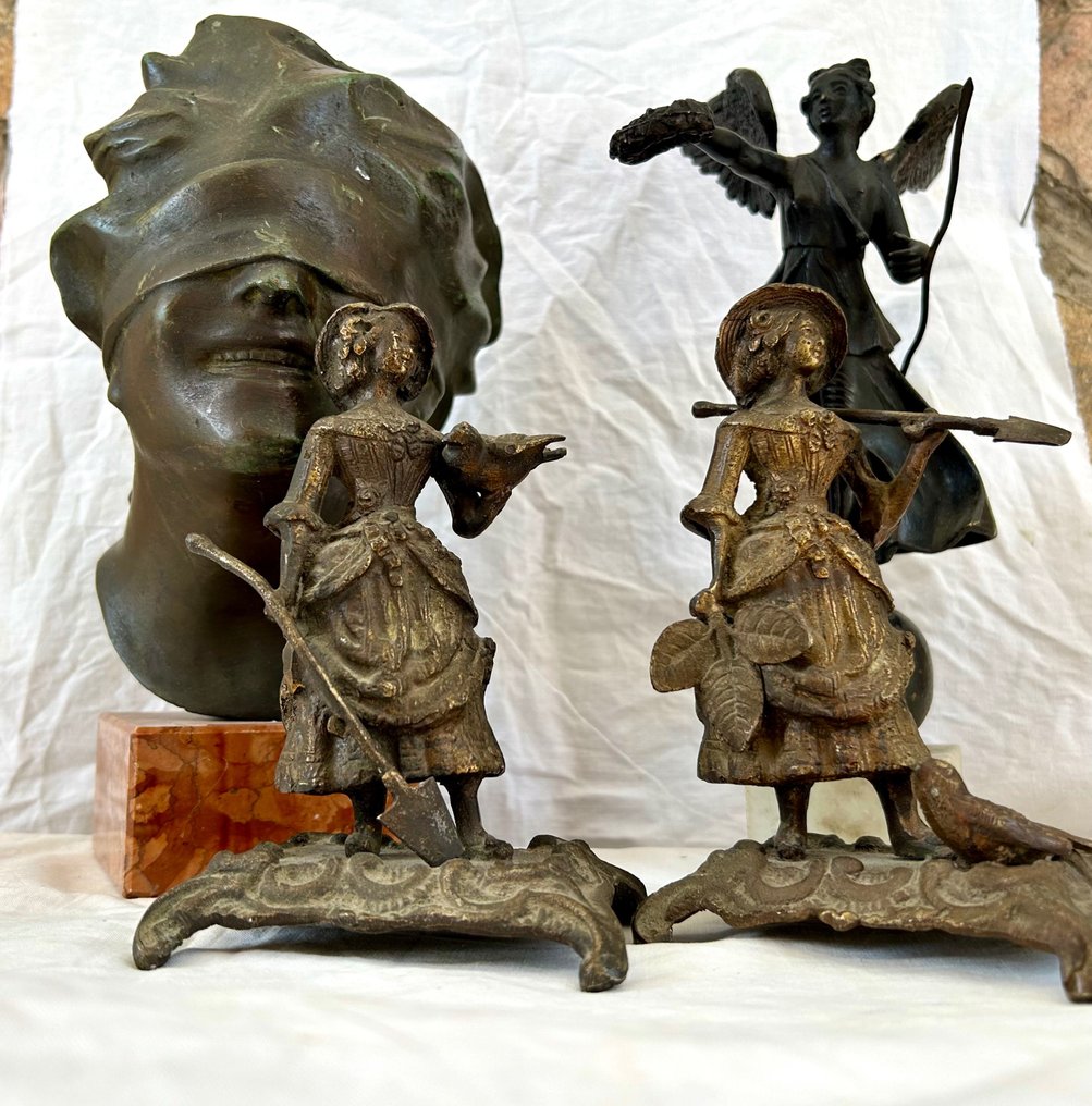 4 Sculture - sculptuur, Dea Bendata - Dea della Vittoria - Coppia DI Ragazze - 29 cm - Zinklegering #2.1