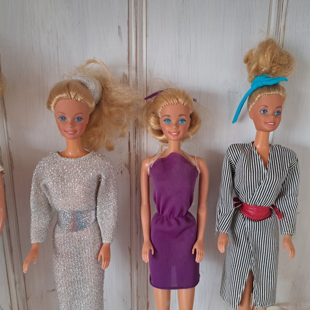 Mattel  - Boneca Barbie Barbie jaren 80 (4 stuks) met 9 losse outfits - 1980-1990 #2.1