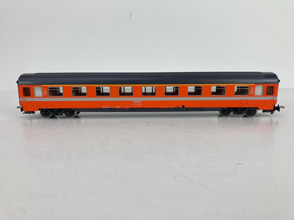 Märklin H0 - 4251/4252/4156 - Carrozza passeggeri di modellini di treni (3) - 3 Carrozze Eurofima - SNCF, SNCB NMBS #3.2