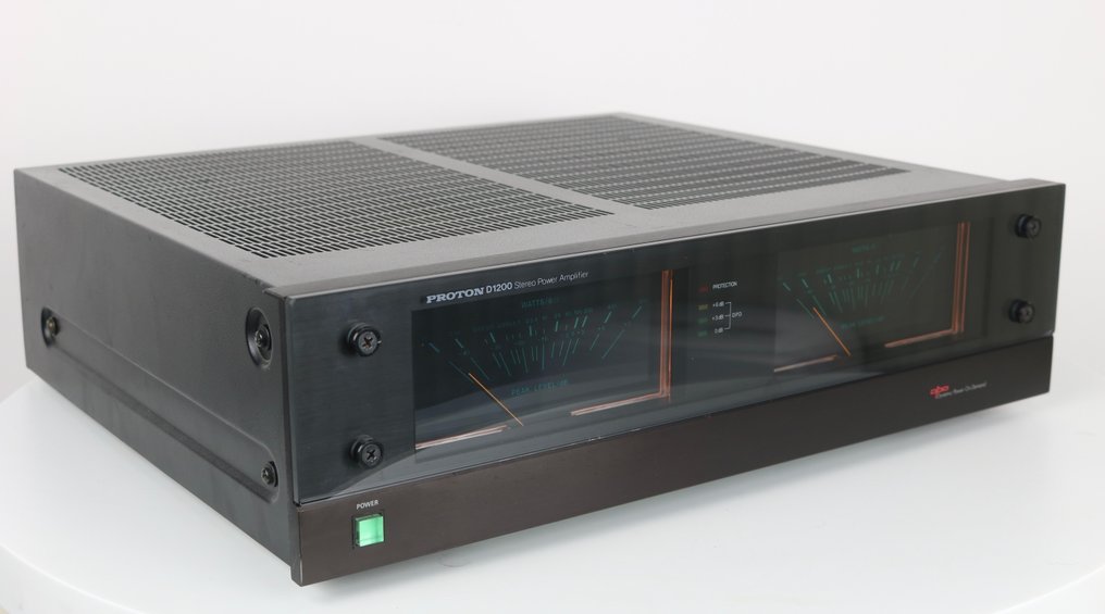 Proton - D-1200 - Solid state dual mono block power amplifier #2.1