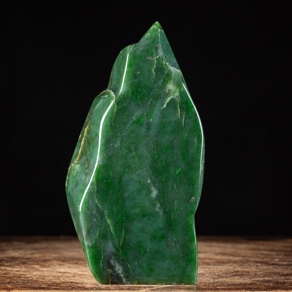 Ekstra kvalitet Nephrite Jade - Dyb grøn farve - Burma - Fri form - Højde: 247 mm - Bredde: 112 mm- 2826 g #2.1