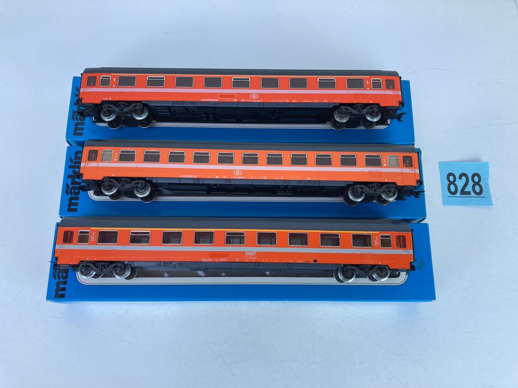 Märklin H0 - 4251/4252/4156 - Carrozza passeggeri di modellini di treni (3) - 3 Carrozze Eurofima - SNCF, SNCB NMBS #1.1