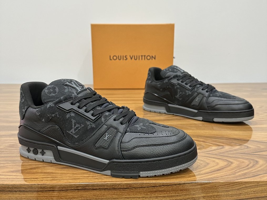 Louis Vuitton - Sneakers - Mέγεθος: Shoes / EU 45.5, UK 10 #2.2