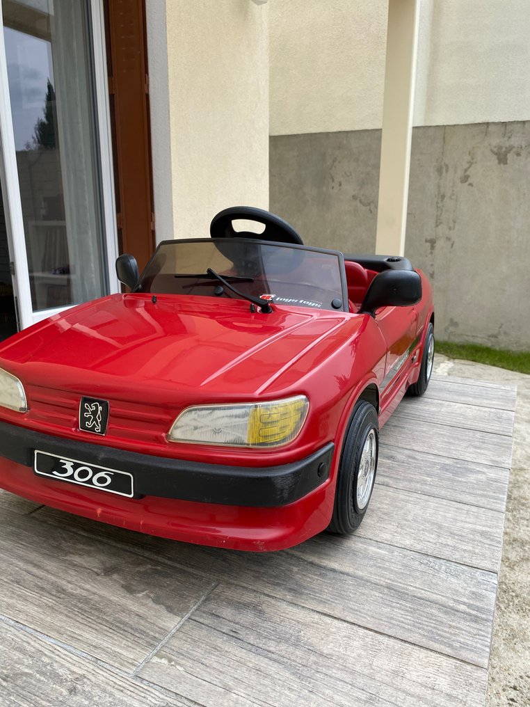 Toys Toys Not to scale - Model convertible car -Peugeot 306 Cabriolet - Peugeot range TOYS TOYS Italy #1.1