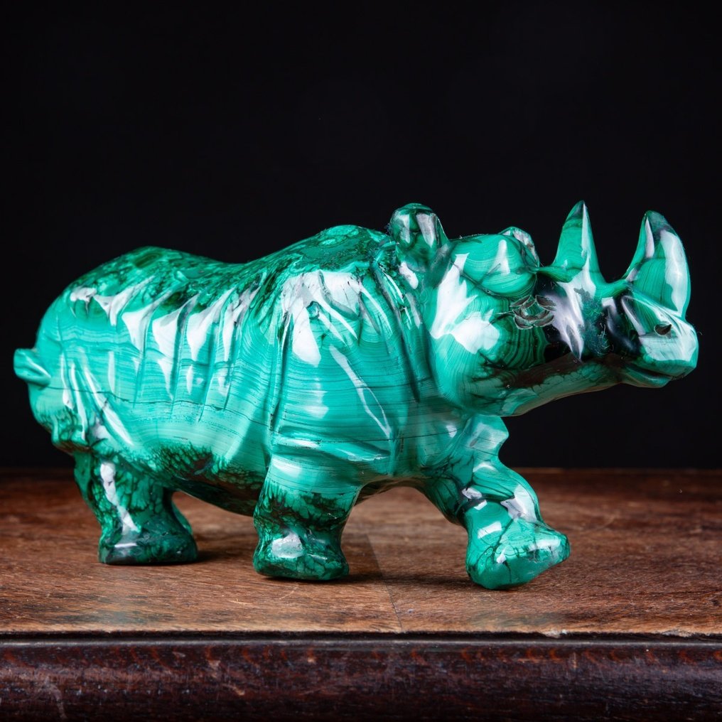 Malaquita - Rinoceronte - Primera Elección - Tallado de Calidad Extra - Altura: 119 mm - Ancho: 267 mm- 3474 g #1.2
