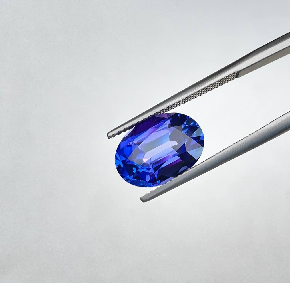 紫罗兰色, 蓝色 坦桑石  - 5.58 ct - 美国宝石研究院（GIA） #1.1