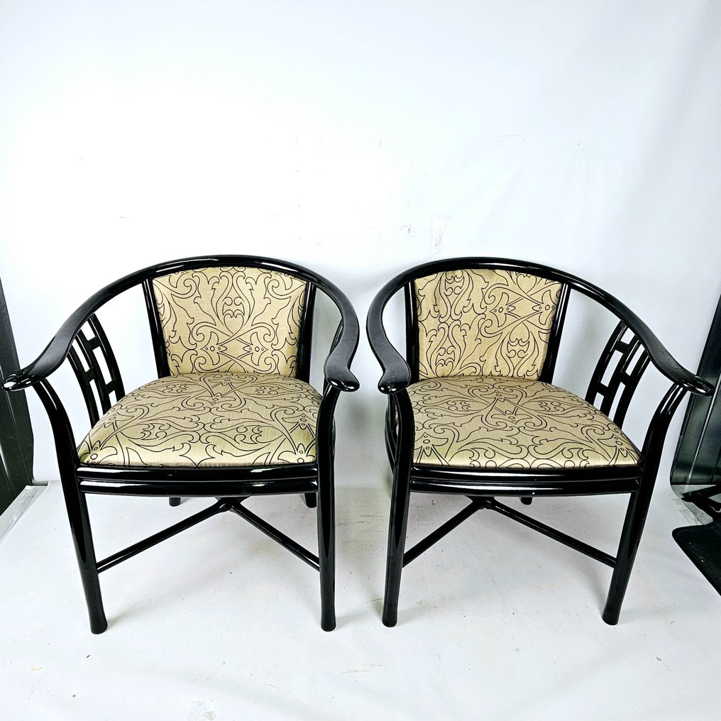 pair of black lacquered club chairs with gold-colored textile floral seat Approx. 1960 - Silla (2) - Madera #1.1