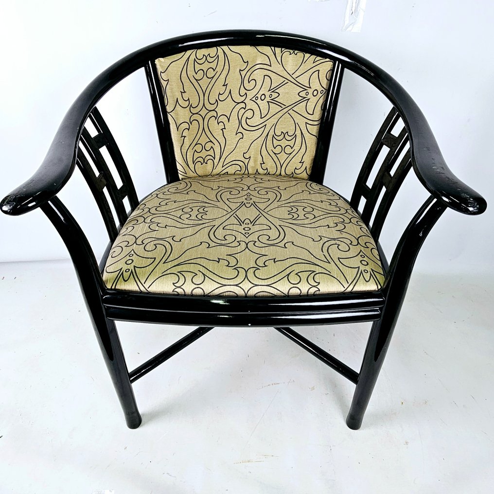 pair of black lacquered club chairs with gold-colored textile floral seat Approx. 1960 - Silla (2) - Madera #1.2