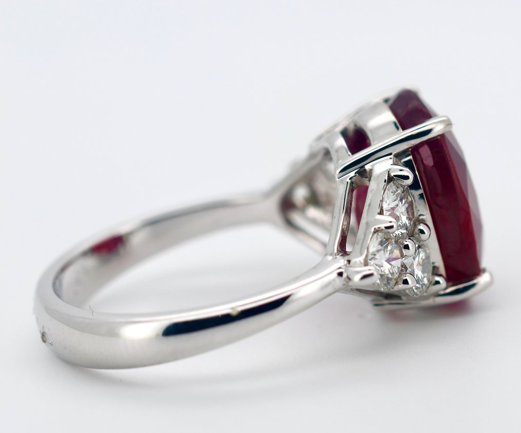 Ring Hvidguld Rubin - Diamant  #2.2