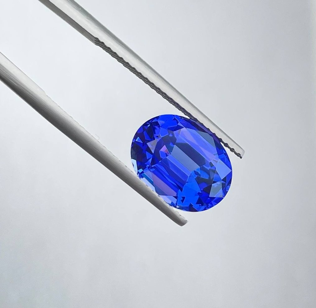 紫罗兰色, 蓝色 坦桑石  - 5.09 ct - 美国宝石研究院（GIA） #2.1