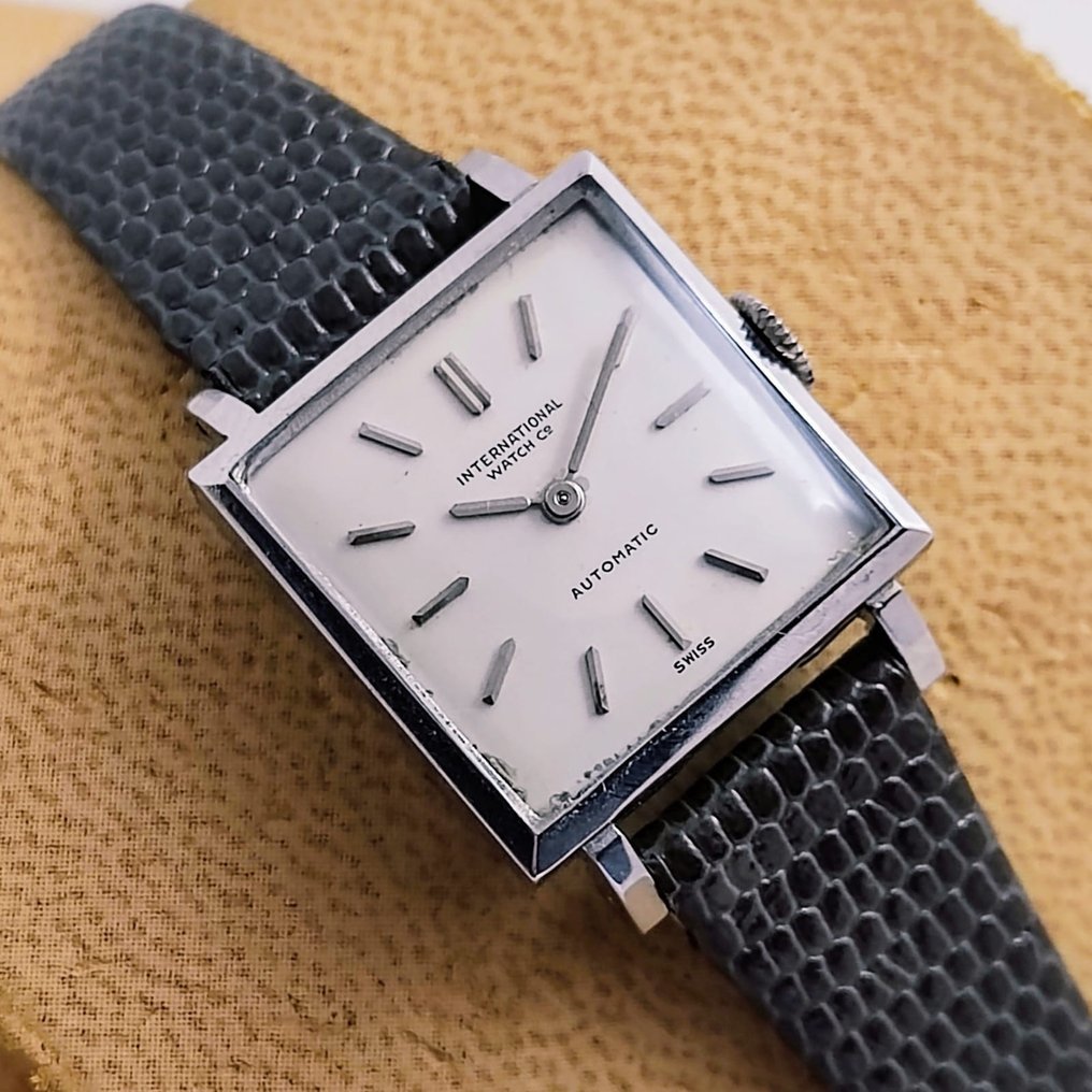 IWC - Schaffhausen Automatic “Square” Vintage Watch - Ohne Mindestpreis ...