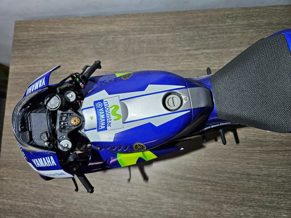De Agostini 1:4 - 模型汽车 -Yamaha YZR-M1 2016 #46 #3.2