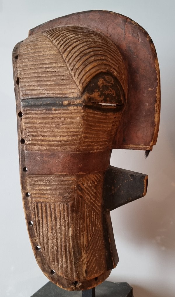 Maska Songye’a - drewno, kaolin - Demokratyczna Republika Konga - Nieznany #2.1