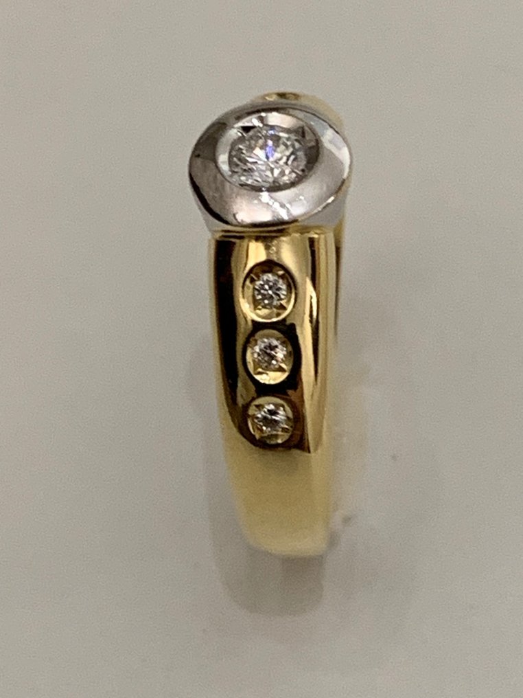 Ring - 18 kt. Yellow gold -  0.27 tw. Diamond  (Natural) - Diamond  #2.1