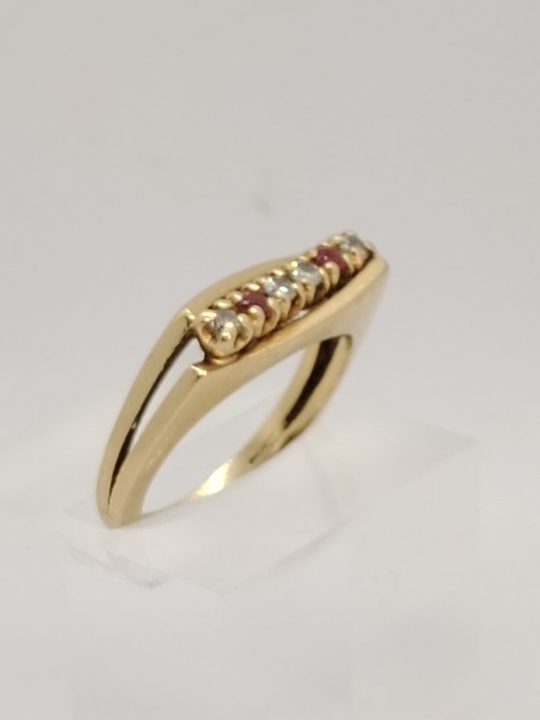 Ring - 18 kt. Yellow gold Diamond - Ruby #1.2