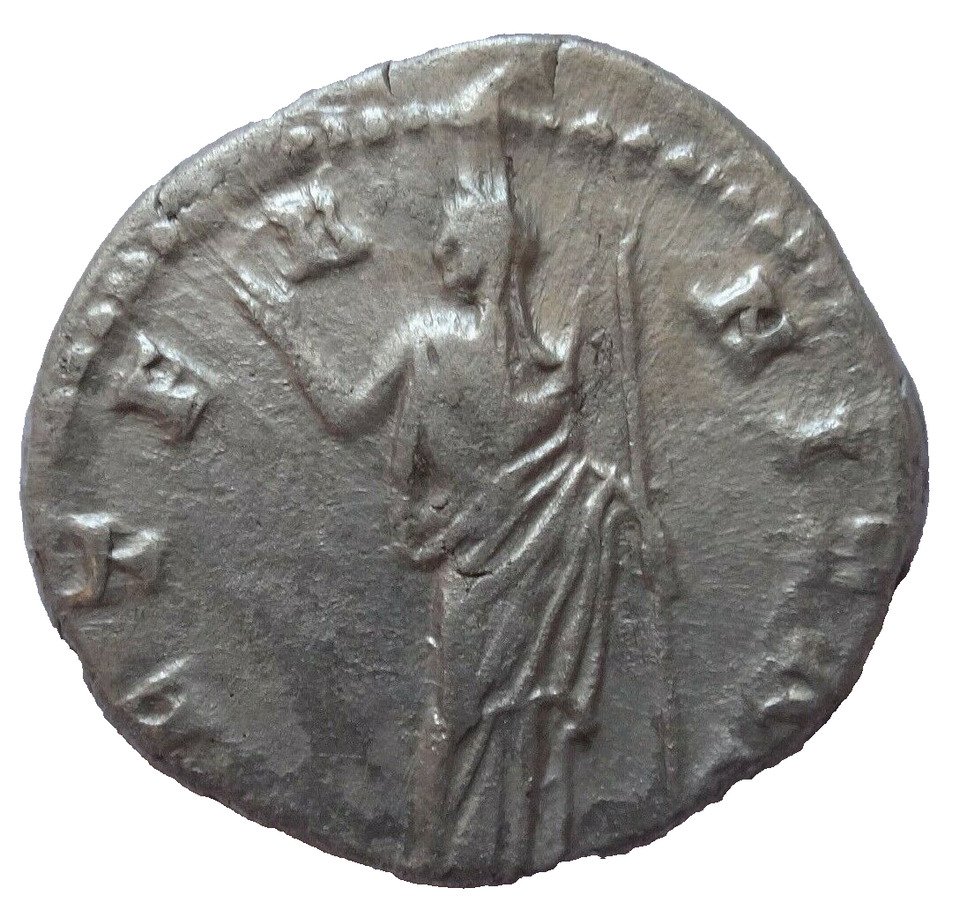 Romeinse Rijk. Diva Faustina I. AR. Denarius #1.2