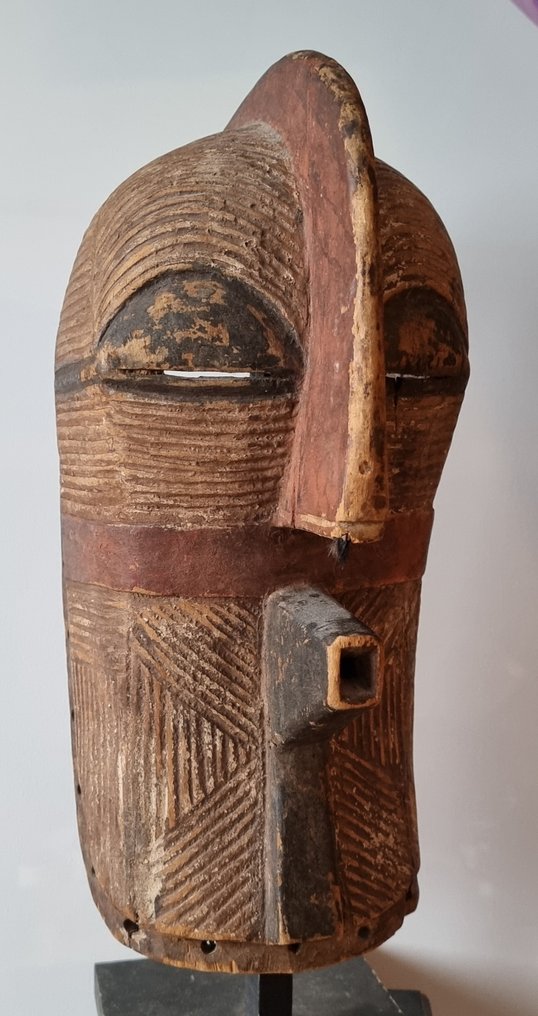 Maska Songye’a - drewno, kaolin - Demokratyczna Republika Konga - Nieznany #1.1
