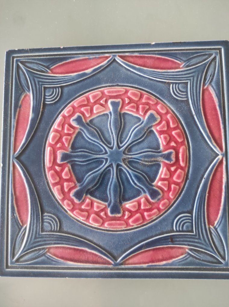 Cserép - Ofen, porcelán- és tárgygyár Mügeln GmbH, Leipzig körzet - Mugeln GMbH - 1850-1900 #1.0