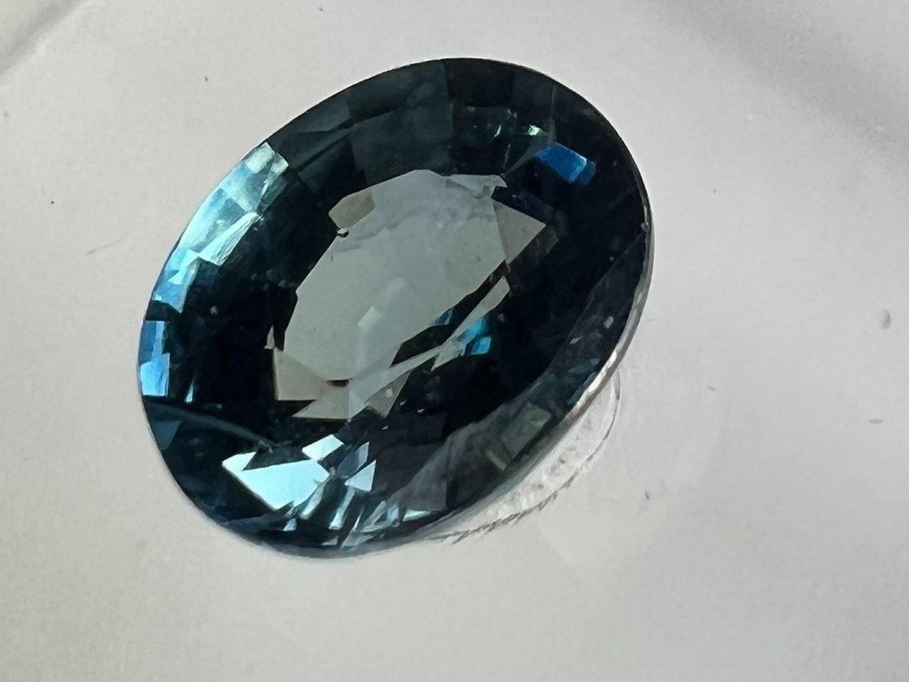 Bi-colour, Blue, Green Sapphire  - 0.84 ct - Antwerp Laboratory for Gemstone Testing (ALGT) - Bi-Color #1.1
