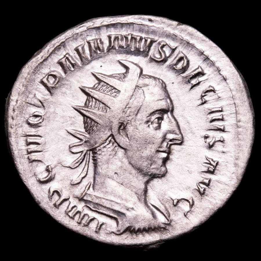 罗马帝国. 特拉扬·德修斯 （公元 249-251）. Antoninianus Rome mint. VICTORIA AVG, Victory advancing left, holding wreath and palm branch  (没有保留价) #1.2