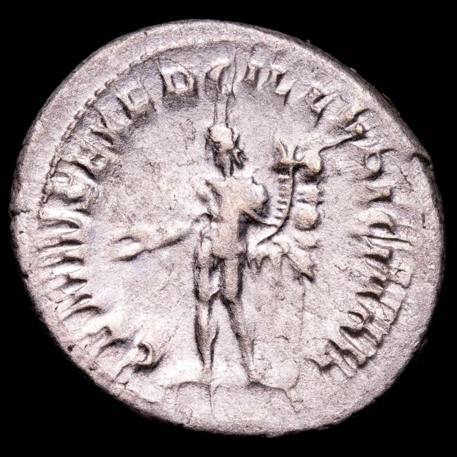 Rooman imperiumi. Trajan Decius (249-251). Antoninianus Rome mint. GENIVS EXERC ILLVRICIANI  (Ei pohjahintaa) #1.2