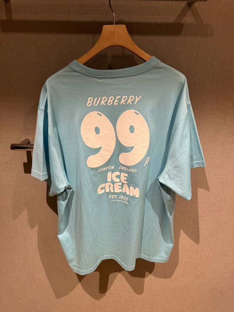 Burberry - T-shirt #1.1