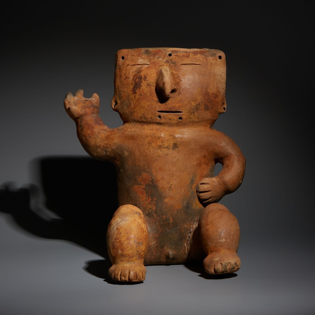 Quimbaya，哥伦比亚 Terracotta 拟人化人物。公元400-700年。高25厘米。持有西班牙进口许可证。 #1.0