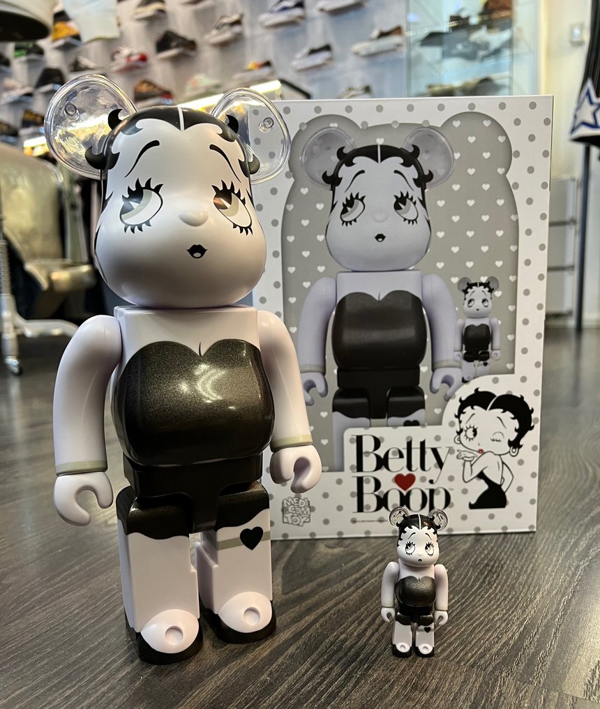 medicom toy - Figur - Medicom Toy Bearbrick Betty Boop black/white