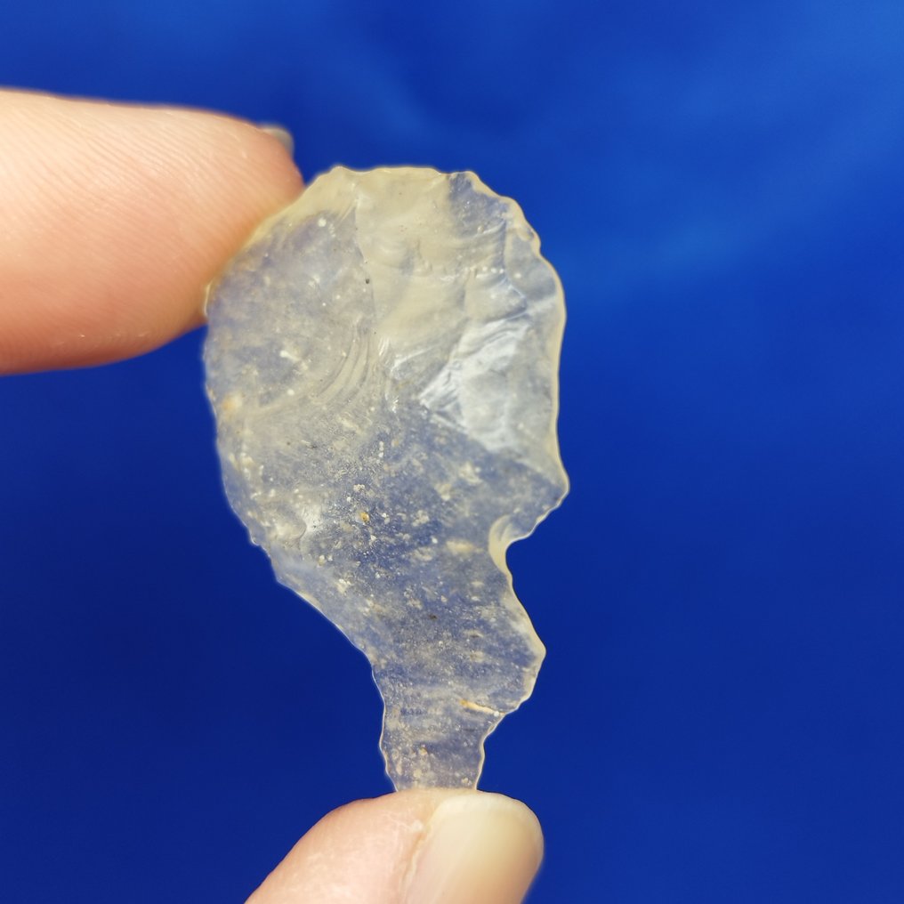 PREHISTORIC TOOL made with LIBYAN DESERT GLASS Meteorite Impact 26