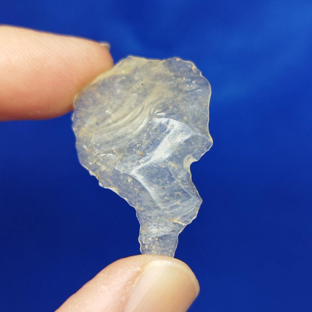 PREHISTORIC TOOL made with LIBYAN DESERT GLASS Meteorite Impact 26