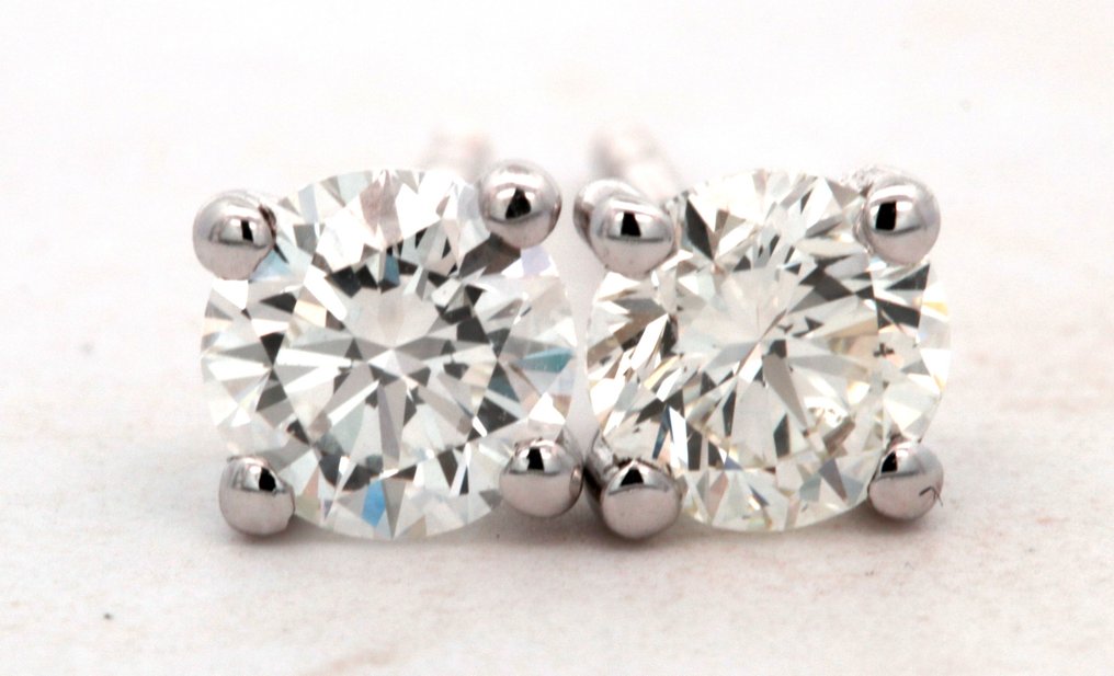 Boucles d'oreilles - 14 carats Or blanc -  1.02ct. tw. Diamant  (Naturelle) #1.1