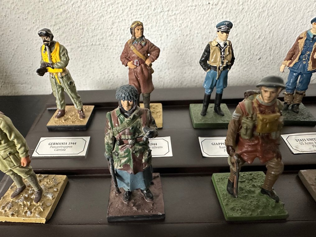 De Agostini Hachette - Figurita militar en miniatura - 4x serie di Soldatini in Piombo di quattro nazioni diverse WW2 (40) - Plomo #1.1
