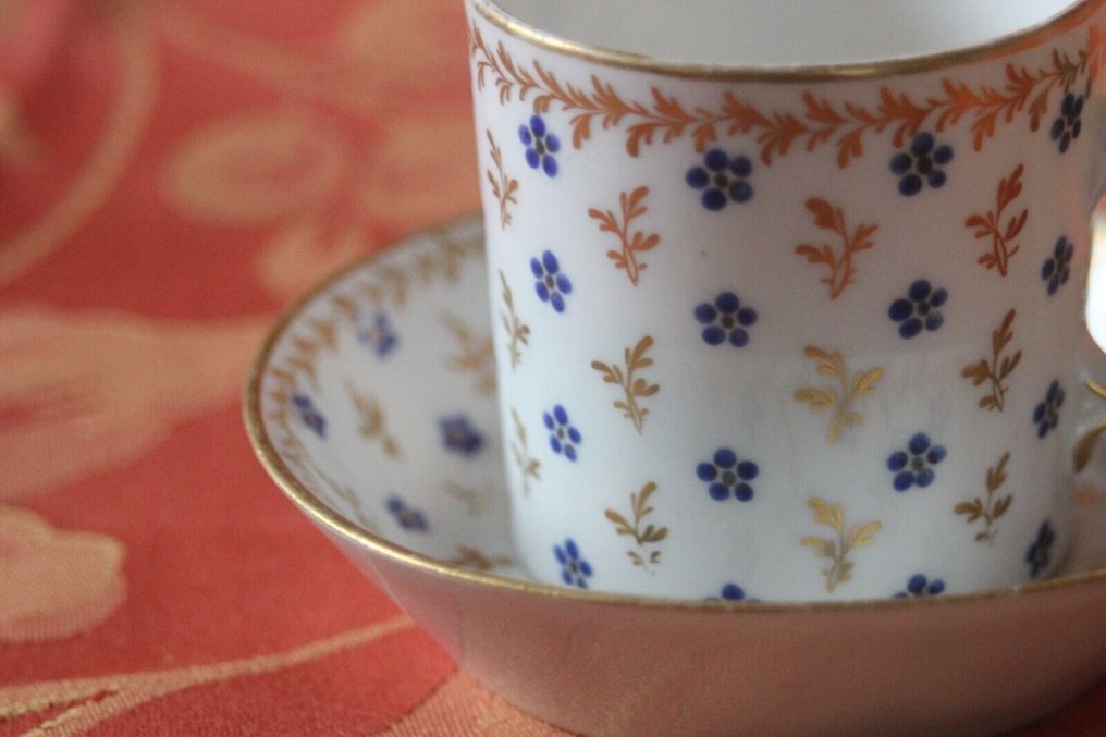 Porcelaine de Paris - Csésze és csészealj (2) - PARIS - CLIGNANCOURT - Manufacture du COMTE de PROVENCE - Tasse en porcelaine - Porcelán #2.2