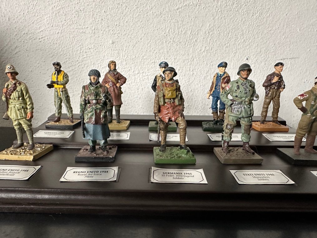 De Agostini Hachette - Militær miniatyrfigur - 4x serie di Soldatini in Piombo di quattro nazioni diverse WW2 (40) - Bly #2.2