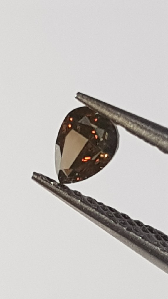 Ingen mindstepris - 1 pcs Diamant  (Naturfarvet)  - 0.30 ct - Pære - VS2 - HRD Antwerpen #1.2