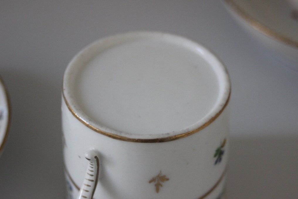 Porcelaine de Paris - Csésze és csészealj (2) - Tasse, sous-tasse porcelaine d'époque Louis XVI  fin XVIIIe riches barbeaux - Porcelán #3.3