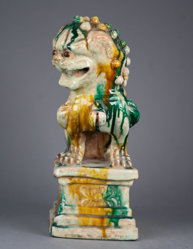 Large Egg and Spinach Foo Lion - 瓷 - 中国 - Qing Dynasty (1644-1911)  (没有保留价) #2.2