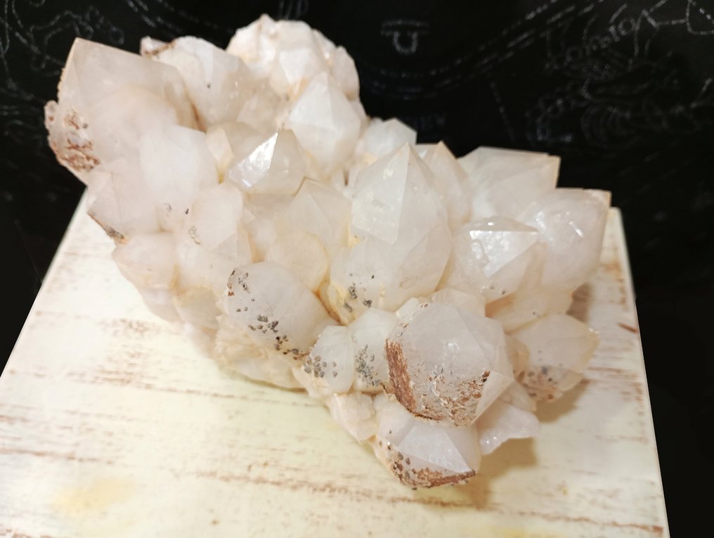 Milky quartz 晶洞 - 高度: 14 cm - 闊度: 22 cm- 4481 g - (1) #2.1